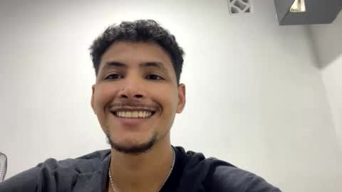 ozaru__ online show from December 14, 10:00 am