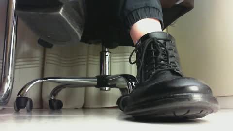 Pablo Meness online show from February 8, 11:02 pm