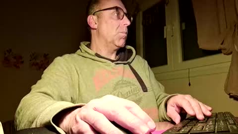 pansak1973 online show from February 23, 5:25 pm