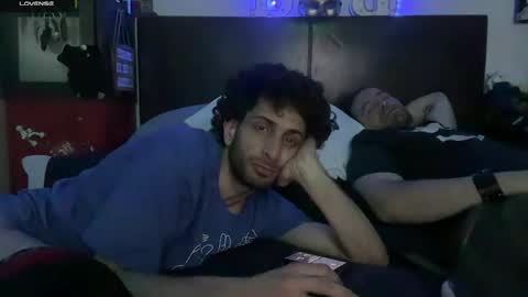 PantsLessTraveler online show from November 17, 12:46 am