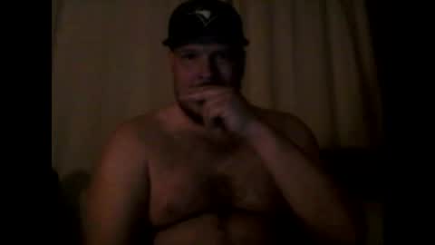 Snapshot of paolonoel37 chatting on November 1, 8:40 am paolonoel37 online show from November 1, 8:40 am