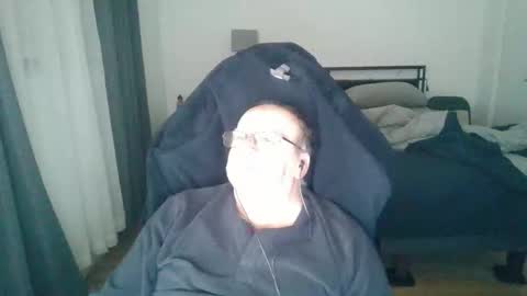 papilly online show from March 14, 10:22 am