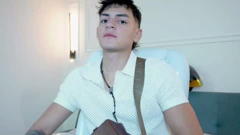 Ryan And Casper online show from January 29, 1:05 am