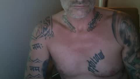 paradisiaco online show from May 5, 10:06 am