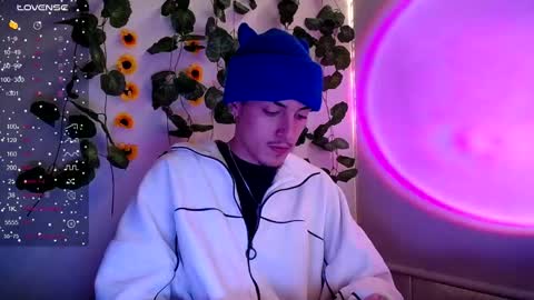 parker_222 online show from September 28, 10:08 pm