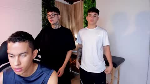 liampacoyosh and erick online show from March 6, 1:14 pm