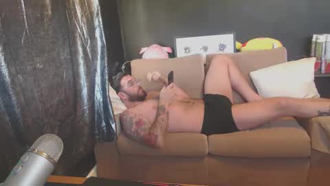 patrickmorris92 online show from February 24, 2:29 pm