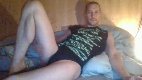 paueriwan online show from January 10, 9:30 pm