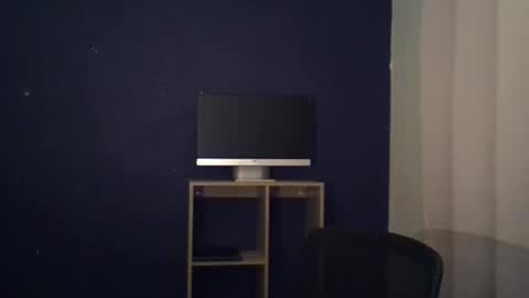 Snapshot of paul_boro chatting on January 3, 7:29 pm paul_boro online show from January 3, 7:29 pm
