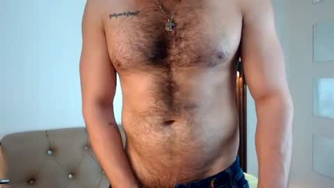 paul_cros online show from July 25, 12:02 pm