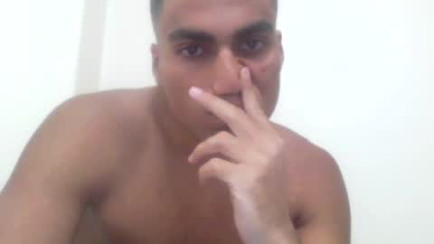 paulo online show from April 6, 8:42 pm