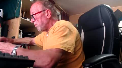 pc8474408 online show from July 27, 4:25 pm