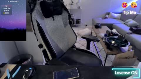 pc92160 online show from February 22, 8:10 pm