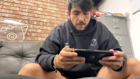 Pete online show from November 10, 8:36 pm