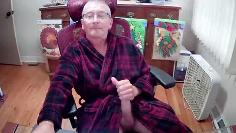 Snapshot of peepingmale chatting on October 4, 12:32 pm peepingmale online show from October 4, 12:32 pm