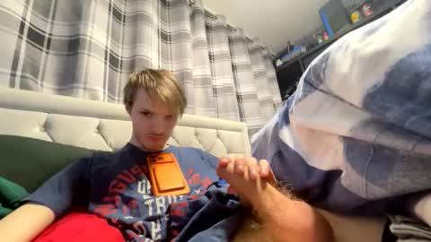 Penguin online show from March 17, 8:44 pm