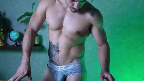 andres    online show from June 24, 8:33 pm