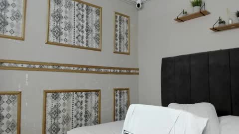 Ludoziel 19 online show from November 9, 5:22 am