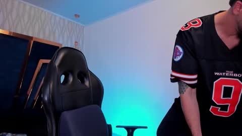 PETES EVANS new account online show from December 22, 11:35 pm