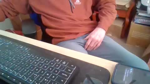 petitwilly online show from February 4, 10:32 am