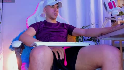 Petter  Coleman online show from April 16, 11:40 pm