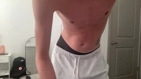 peytonzz online show from August 5, 10:15 pm