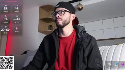 phantom_bigger1 online show from February 25, 12:44 am