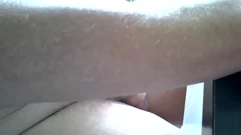 Snapshot of phil1024 chatting on December 9, 1:40 am Phil online show from December 9, 1:40 am