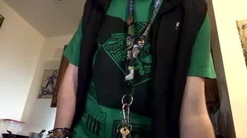Snapshot of phildoesart chatting on January 20, 12:36 am Phil online show from January 20, 12:36 am