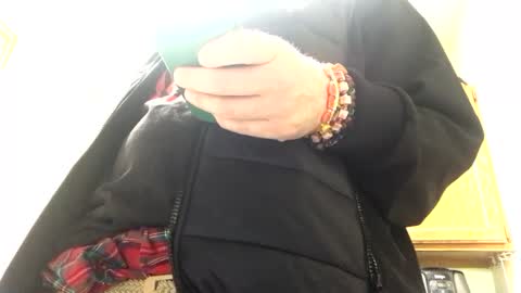 Snapshot of phildoesart chatting on October 5, 2:43 pm Phil online show from October 5, 2:43 pm