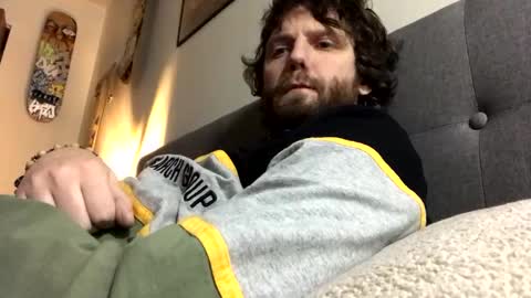Snapshot of phildoesart chatting on December 28, 8:48 am Phil online show from December 28, 8:48 am