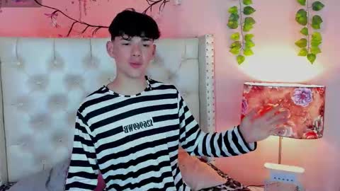 PHILLIP online show from March 21, 6:50 am