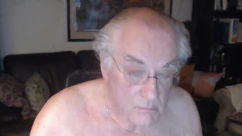 Snapshot of philoumis2 chatting on September 14, 10:34 pm Philippe online show from September 14, 10:34 pm