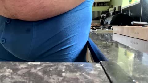 pinotdick online show from June 1, 5:35 pm