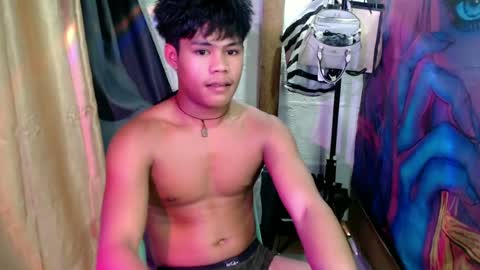 pinoy_shyboy69 online show from June 22, 3:57 am