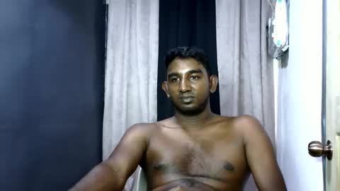 rayvienn online show from April 12, 3:57 pm