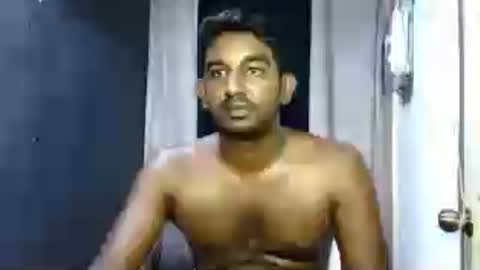 rayvienn online show from April 25, 2:03 am