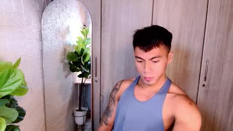 ethan online show from November 8, 12:30 pm