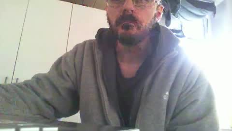 plu07f3520 online show from March 21, 2:10 pm