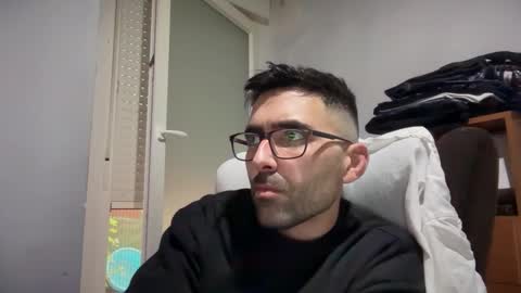 pollabeta online show from January 17, 9:45 am