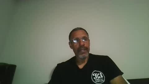 poolguy2496 online show from December 1, 12:57 am