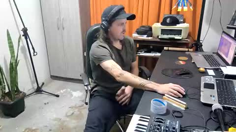 porngreen10 online show from September 11, 6:23 am