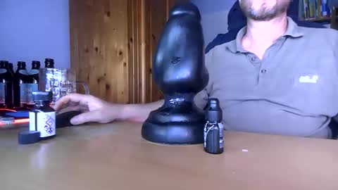 Tom PP online show from June 6, 11:33 pm