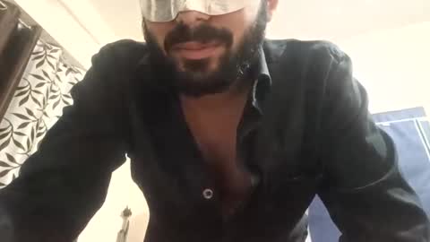 ppreetam23 online show from December 22, 5:10 pm