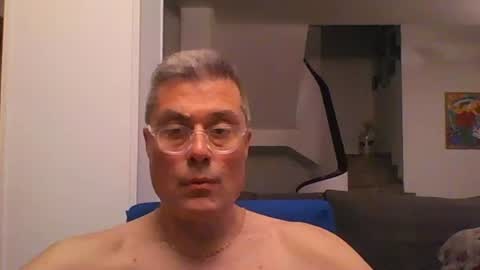 prendimisubito online show from May 23, 8:03 pm