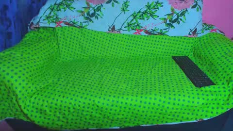 PRESSURE online show from March 30, 9:32 am