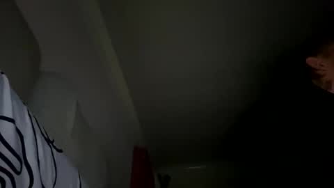 Snapshot of pretty_boy_jack chatting on December 4, 6:33 am pretty_boy_jack online show from December 4, 6:33 am