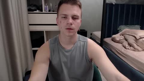 Justin online show from November 6, 3:42 am