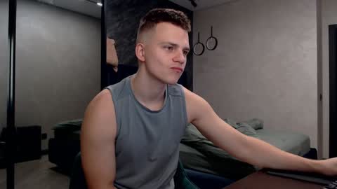 Justin online show from January 31, 3:30 am