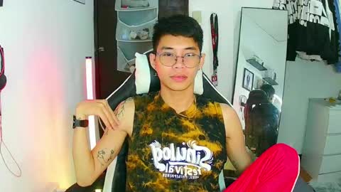 prince_harrison online show from May 22, 3:17 pm